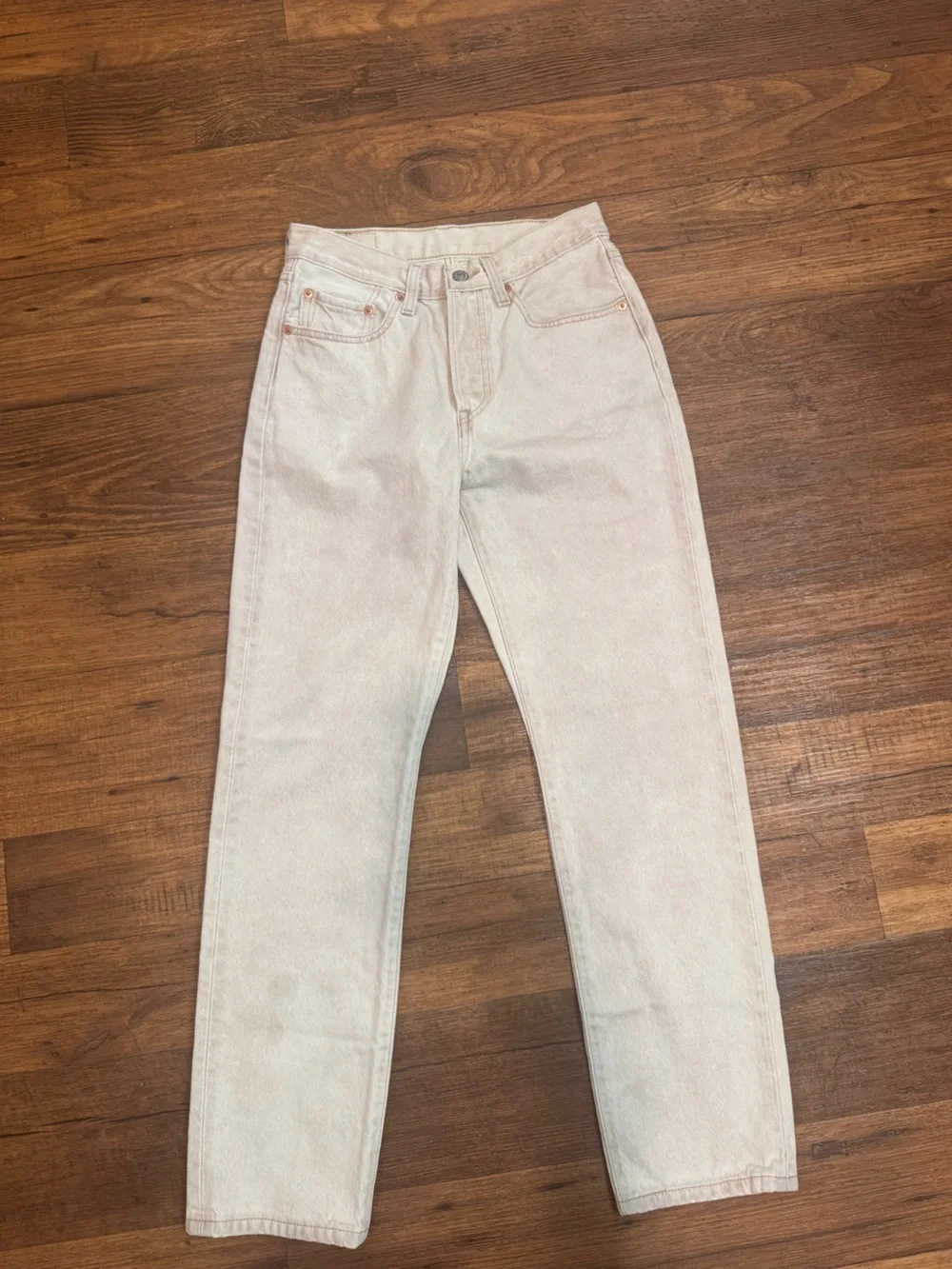 Women Levi's Off-White Straight Leg Jeans